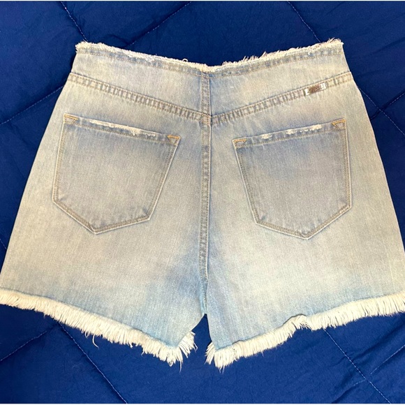 KanCan Distress Light Wash Denim 11" HIGH Rise Button Fly Cute Shortie Shorts S - Picture 6 of 14